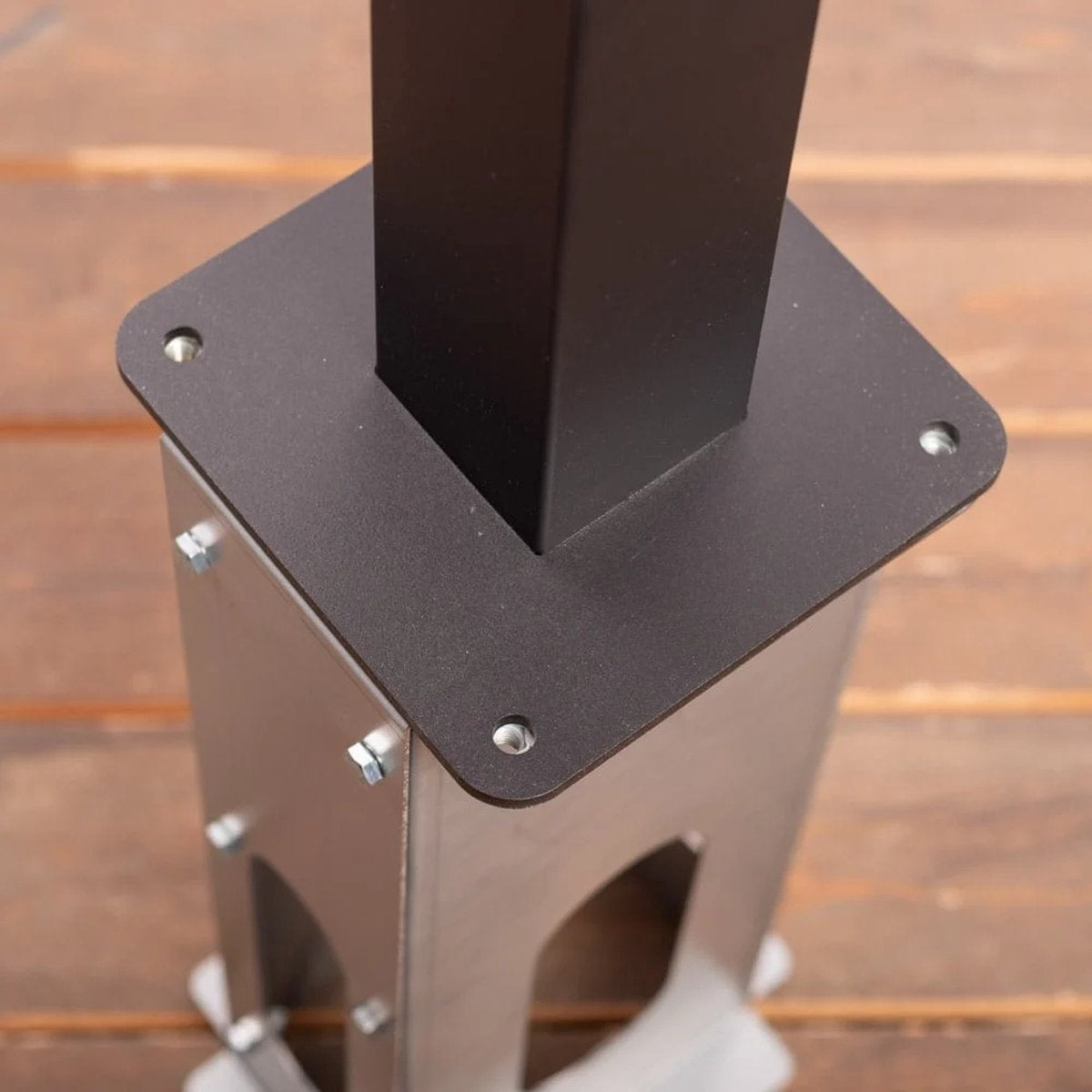 Loady aluminium ground base for charger mounting poles - view 8