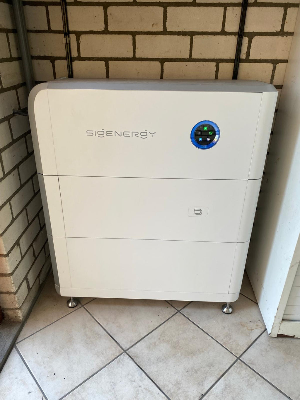 Sigen EV DC Charging Module 12.5kW bidirectional charger with CCS2 - view 3